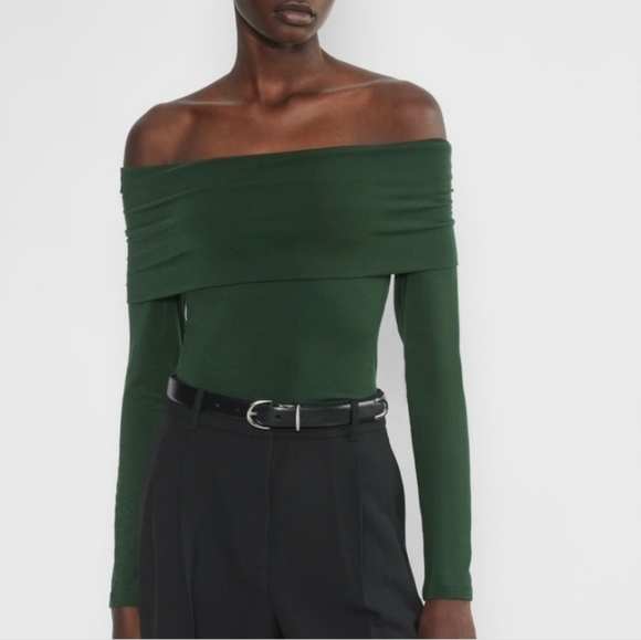 Aritzia Babaton Green Streamline Long Sleeve Top Size M Stretchy Soft Romantic - Picture 12 of 13